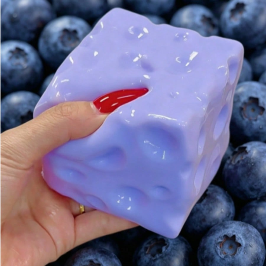New Blueberry Color Cheese Squ - огляд і ціна Food & Snacks Pdf